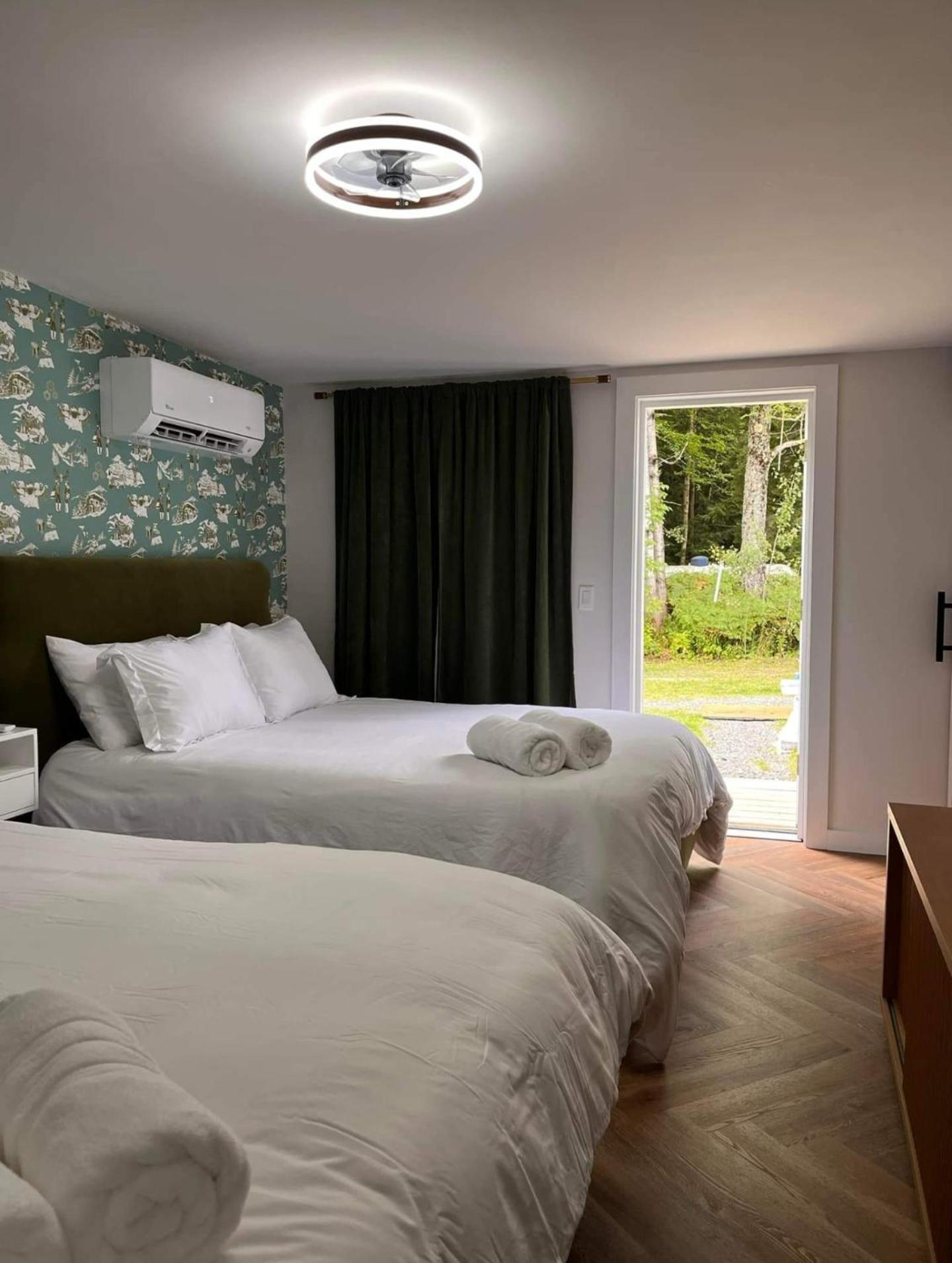 Chalet 239-Boutique Hotel 웨스트 도버 외부 사진